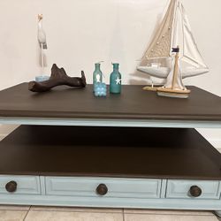 Retro Coffee Table with Storage Shelves & Drawers