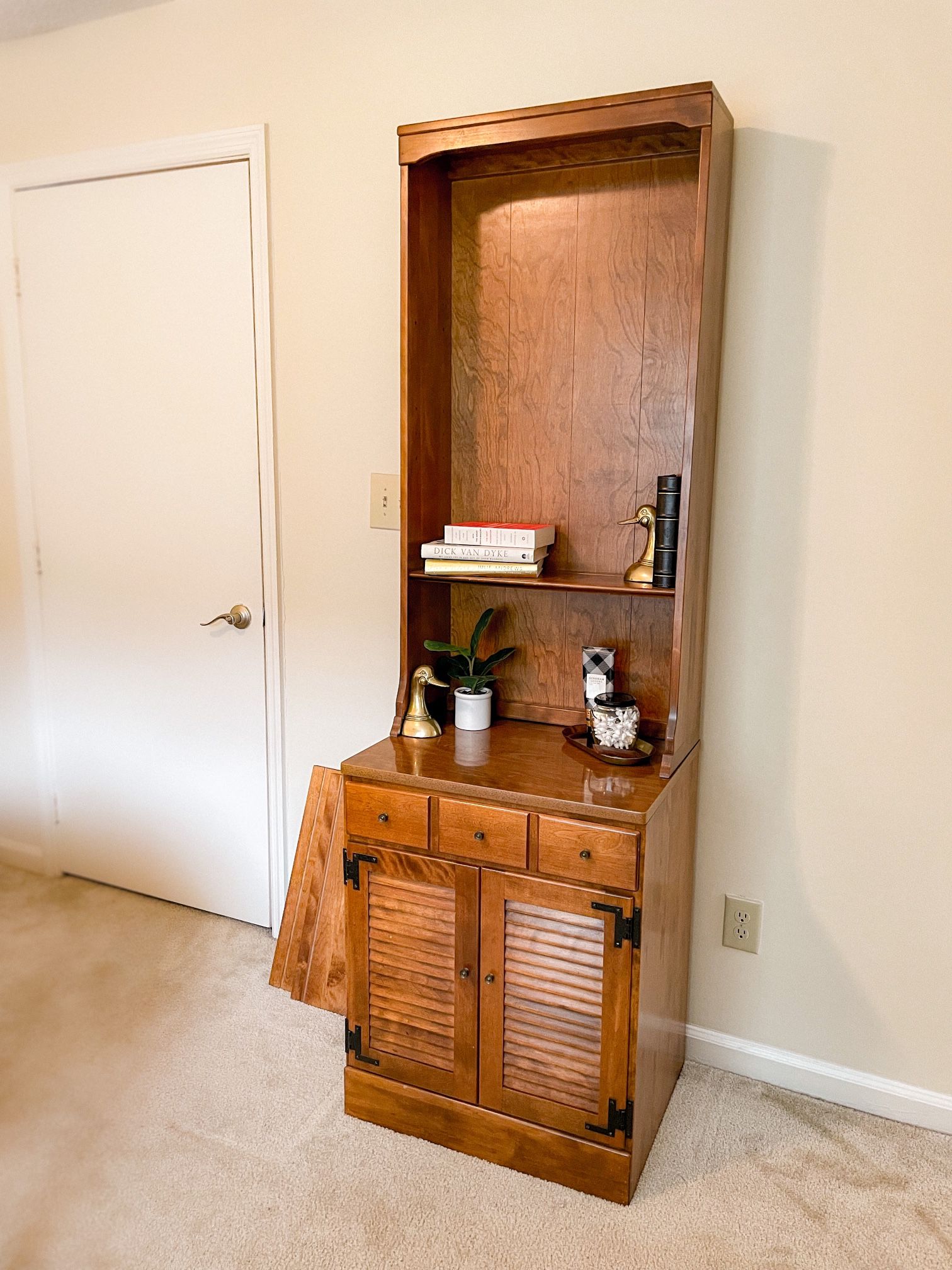 Ethan Allen Heirloom nutmeg maple 30”cpr shutter door cabinet 78”high 30”wide 18.5” Deep