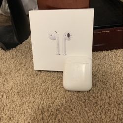 AIRPOD 1st GENERATION for Sale in East Lansing MI OfferUp