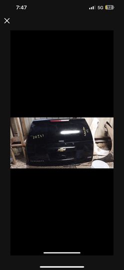 Chevy Tahoe Tailgate