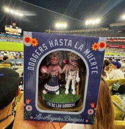 LA Dodgers Dia De Los Muertos Sugar Skull Bobblehead 9/8/26
