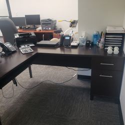 Used Office Desks - Need To Go