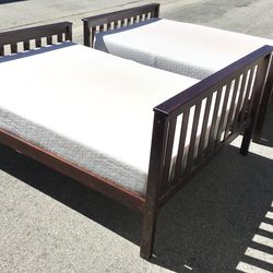 ****(2) Full Size Beds ****