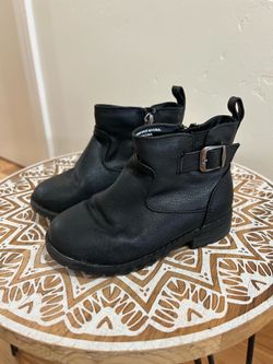 Black boots for girls