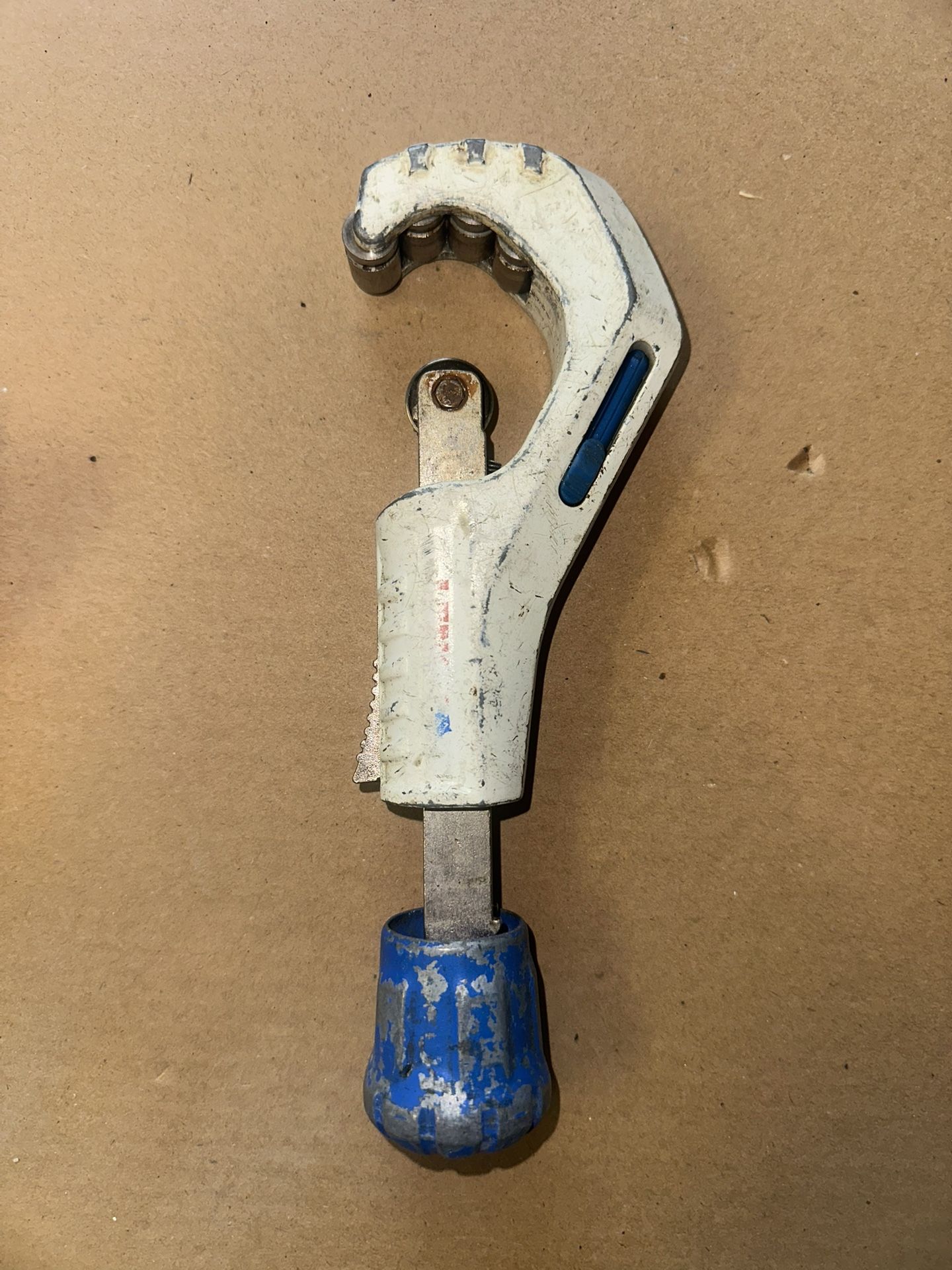 Lenox Pipe Cutter 3/8” To 1-3/4”