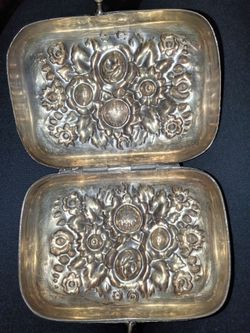 Vintage silver clutch soap box