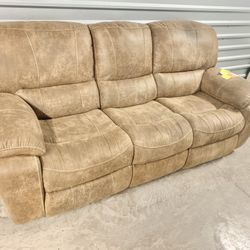 Like New Microsuede Electric Dual Reclining Couch With Dual Usb 