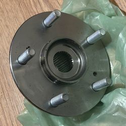 Wheel Bearing Hub New Unknown Car See Description Do not know what car this belongs too
