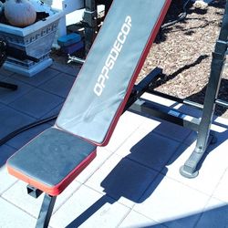 Weight Bench 