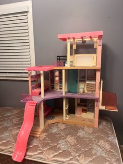 Barbie Dream House