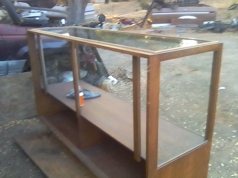 Display Cabinet 