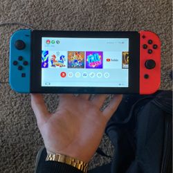 Nintendo Switch 
