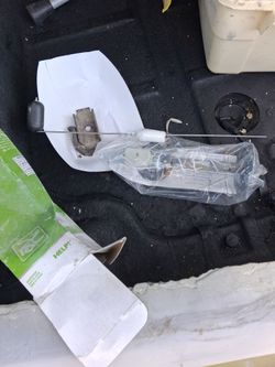 Universal gas sending unit Dorman 55818