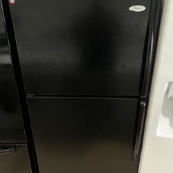 Refrigerator Whirlpool Top And Bottom 