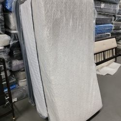 Twin Size Memory Foam Mattress