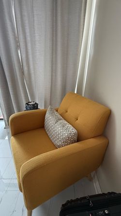 Like new chair
