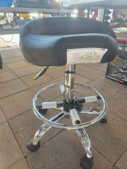 Roller seat