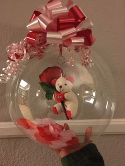 Valentine’s Day memorable gifts! Roses, bears, balloons