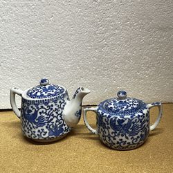 Vintage Lots Of Two Cream And Sugar Japanese FLYING PHOENIX Bird Pattern Traditional Blue White Or Mini Tea Pot 