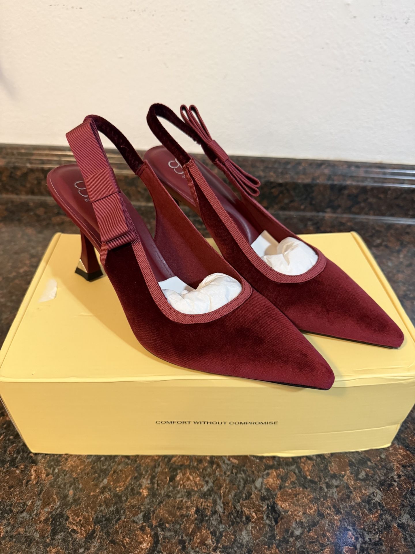 Everlush Velvet Pointed Toe Heeled Slingback 