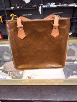 Louis Vuitton Houston Patent Monogram Bronze