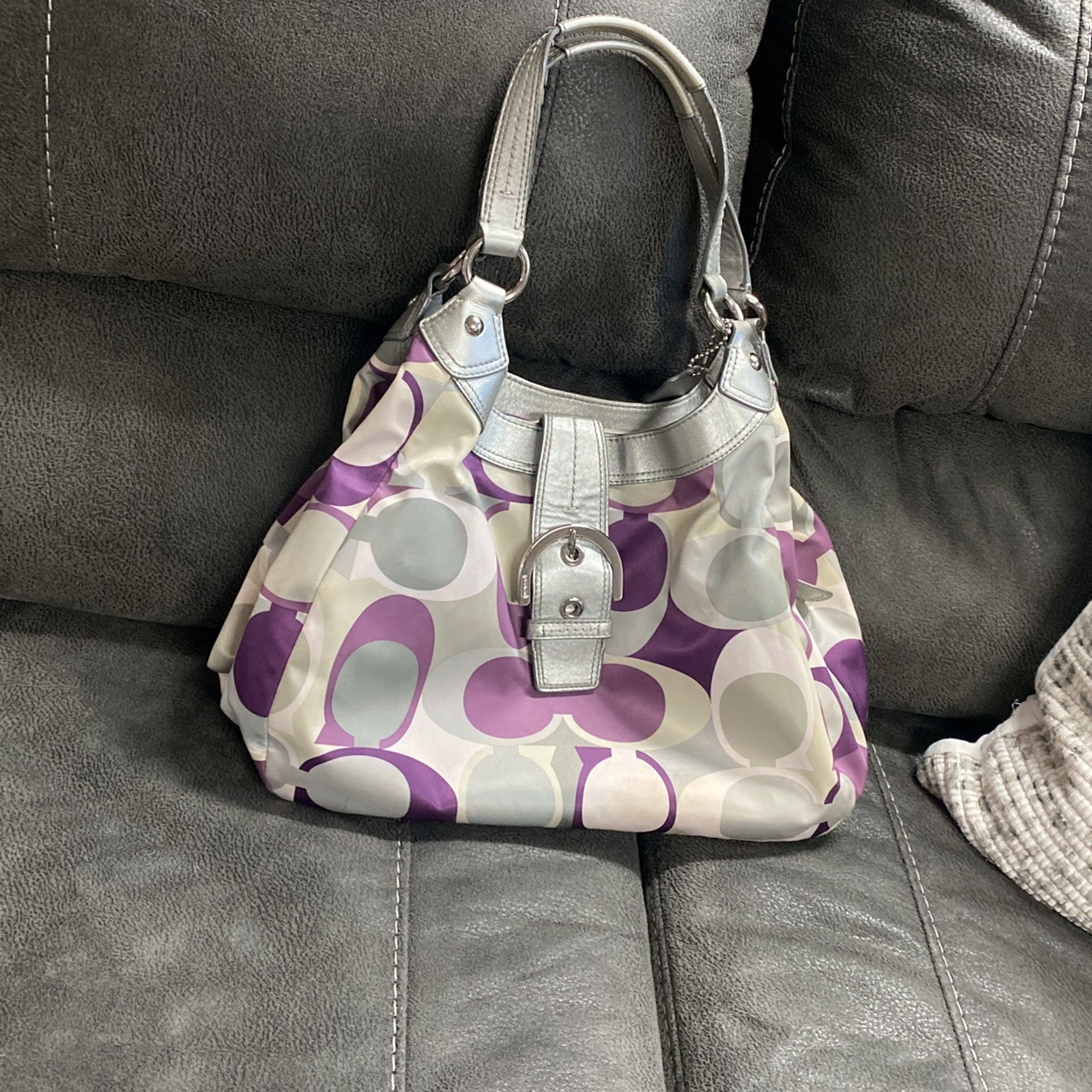 Very Good Condition Coach Purse