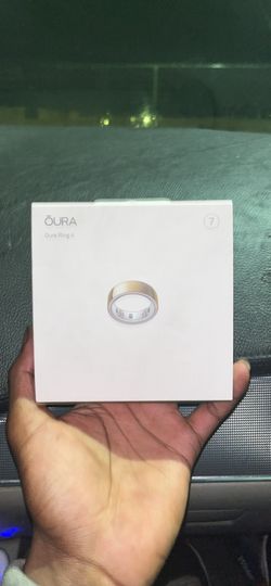 Oura ring 4 gold