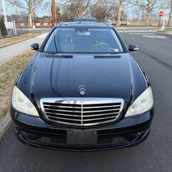 2008 Mercedes-Benz S 550 4MATIC, 87,000 miles driven.