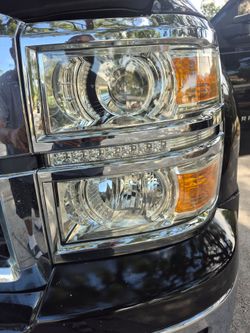 2014-2015 Chevrolet Silverado Headlights