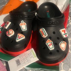 7/11 Crocs New