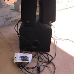 Klipsch Promedia 2.1  Bluetooth.
