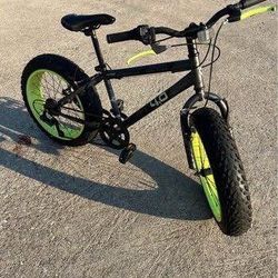 Kids Bike 20" Wheels, 4" Wide Fat Tire Mountain Bike 7 Speed Teenager Children Bicycle 