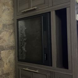 Table Console With Chimney 