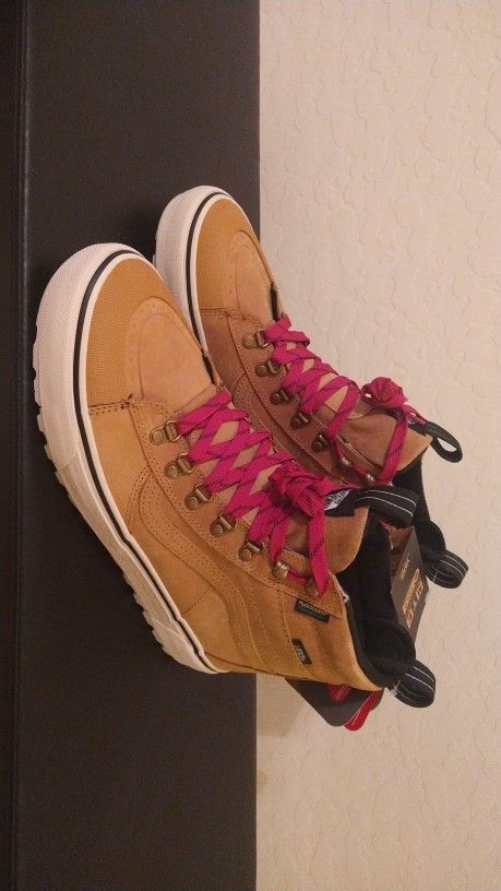 Men's VANS SK8-HI DR POP LACE Boots Size 10 NEW