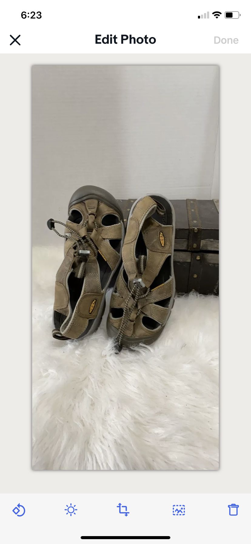 KEEN women’s brown leather Sandals sz 7.5 Waterproof