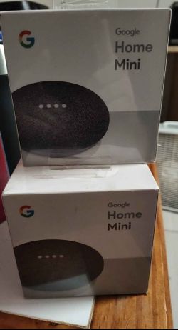 Google Home minis