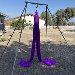 Yoga trapeze stand only $100