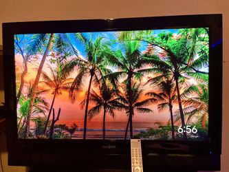 42” LCD Insignia 1080P Smart TV
