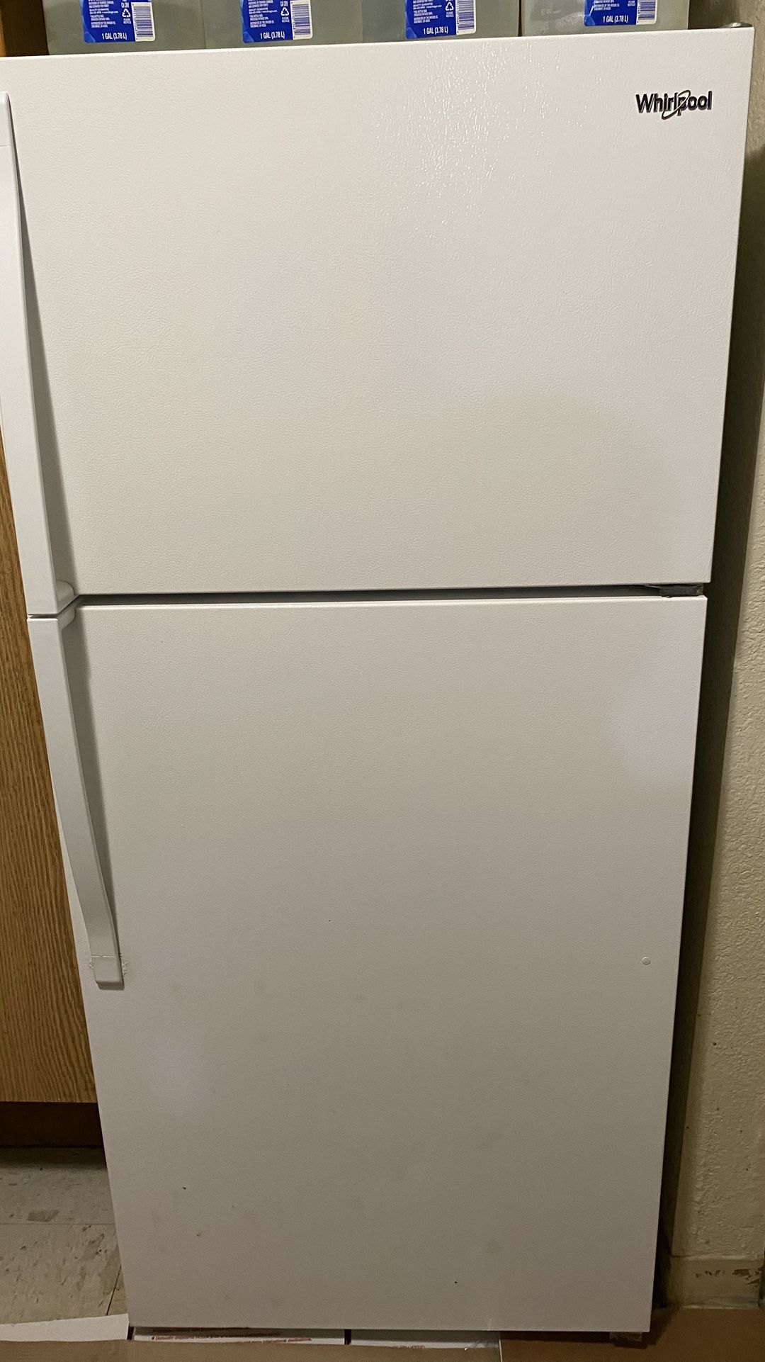 Refrigerator 