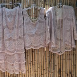 Beautiful Damianou Scalloped 3 Piece Set