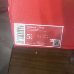 Nike dunks Low gs
