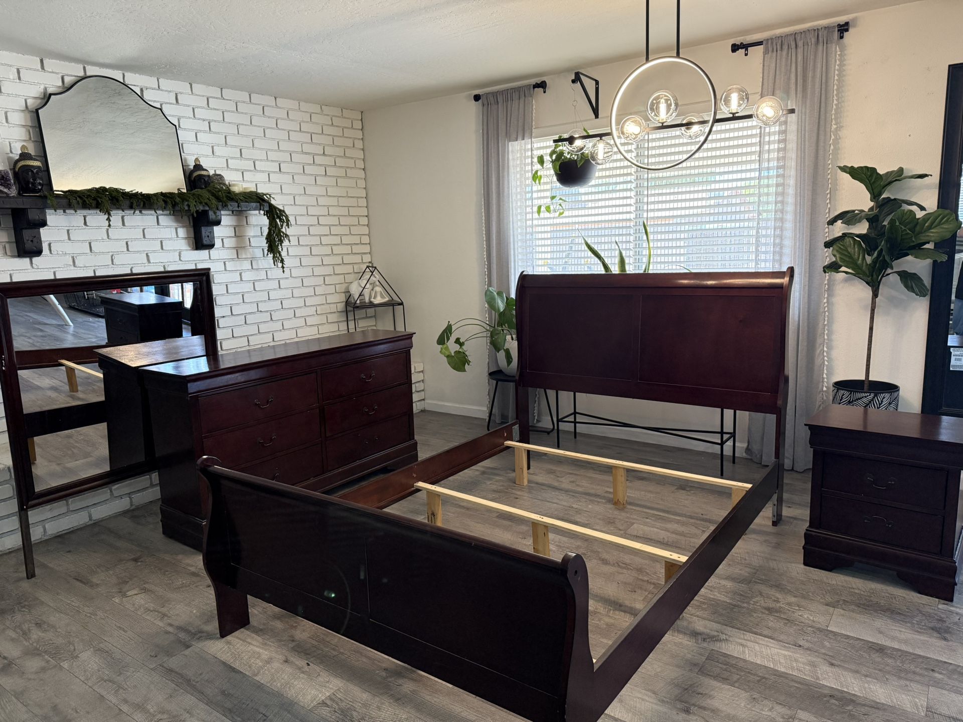 Full Size Bedroom Set