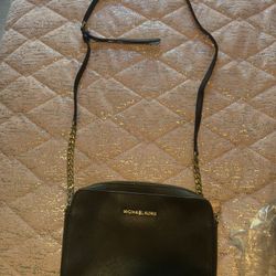 Michael Kors Black Crossbody Purse 