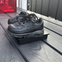 Nike Air Max 90s *size 6c*
