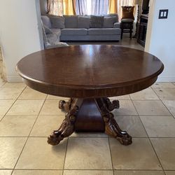 Pulaski Vintage 54” Round Table