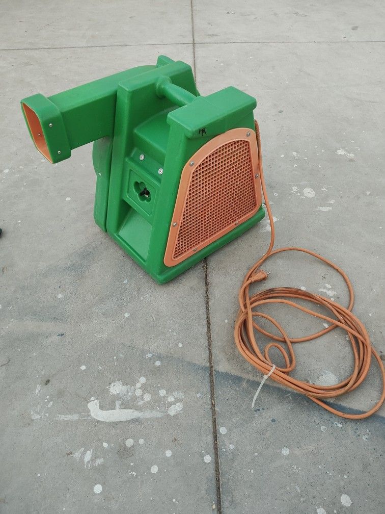 Inflatable Blowers 