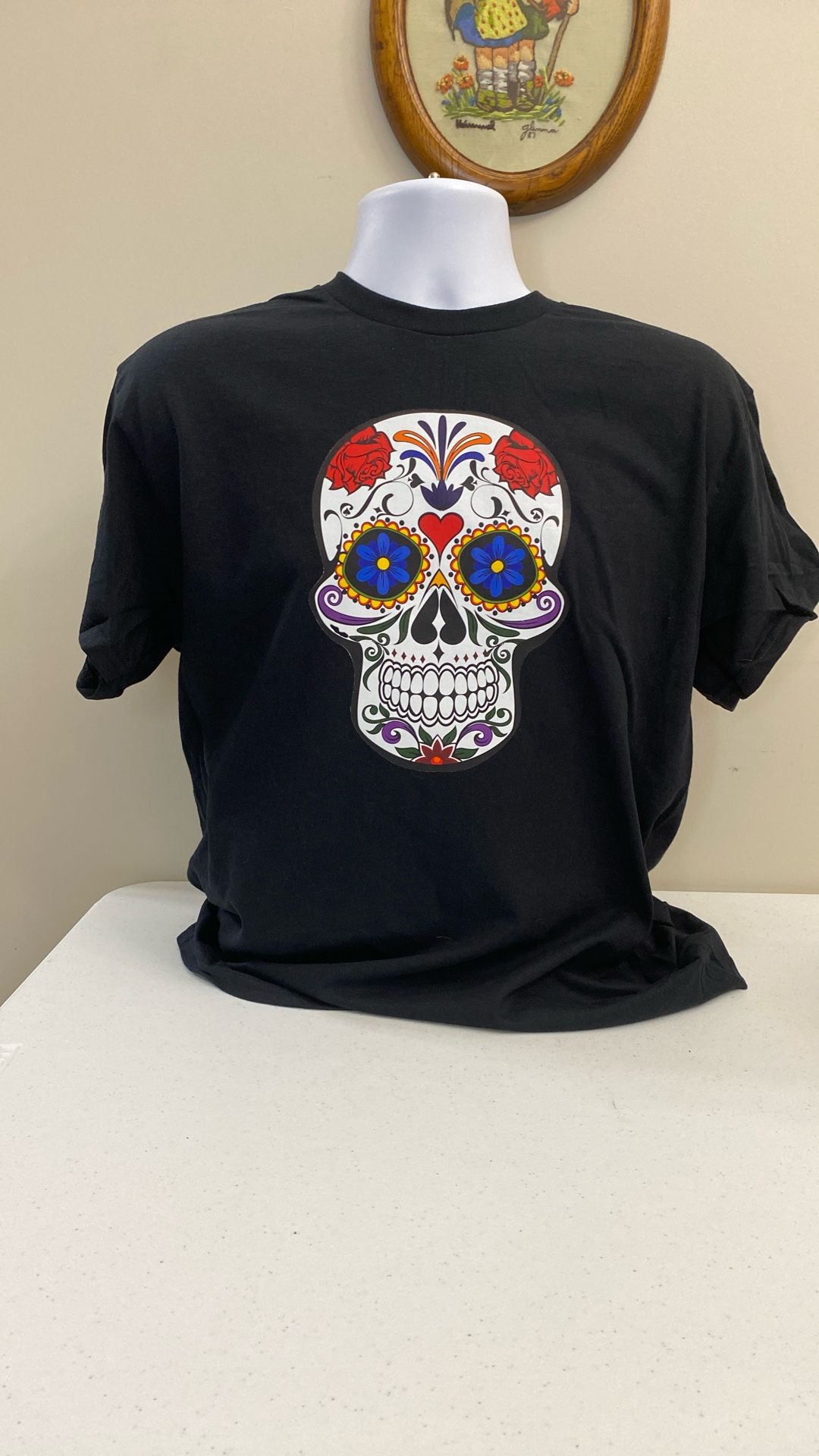 Skull T-shirt, New, Preshrunk Cotton, Size Large, Free Shipping/local Pickup, (item # 386)