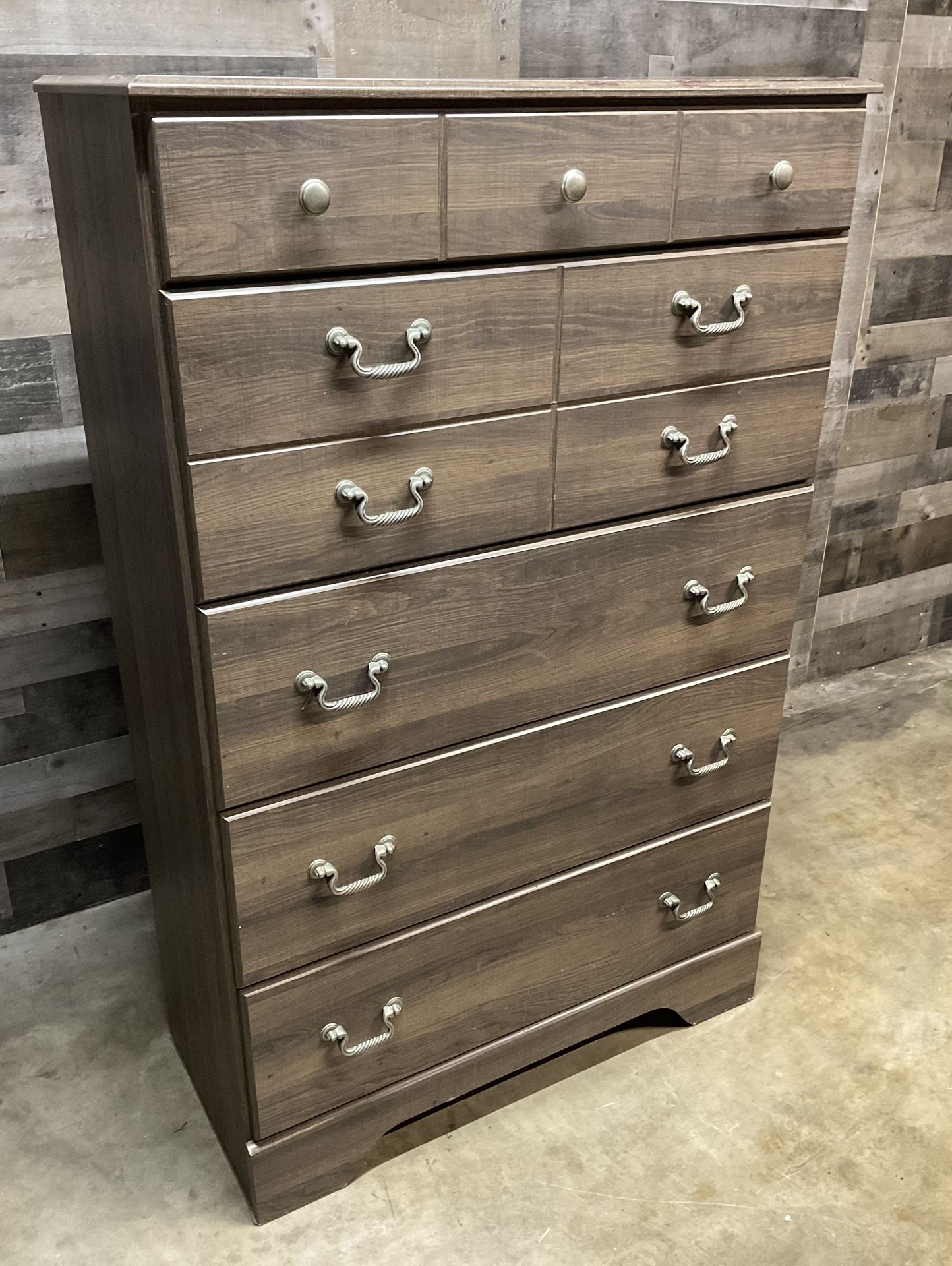Phenomenal 5 Pull Modern Chest of Drawers Dressers