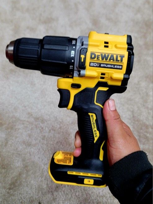 ATOMIC 20-Volt MAX Brushless Cordless 1/2 in. Hammer Drill (Tool-Only)