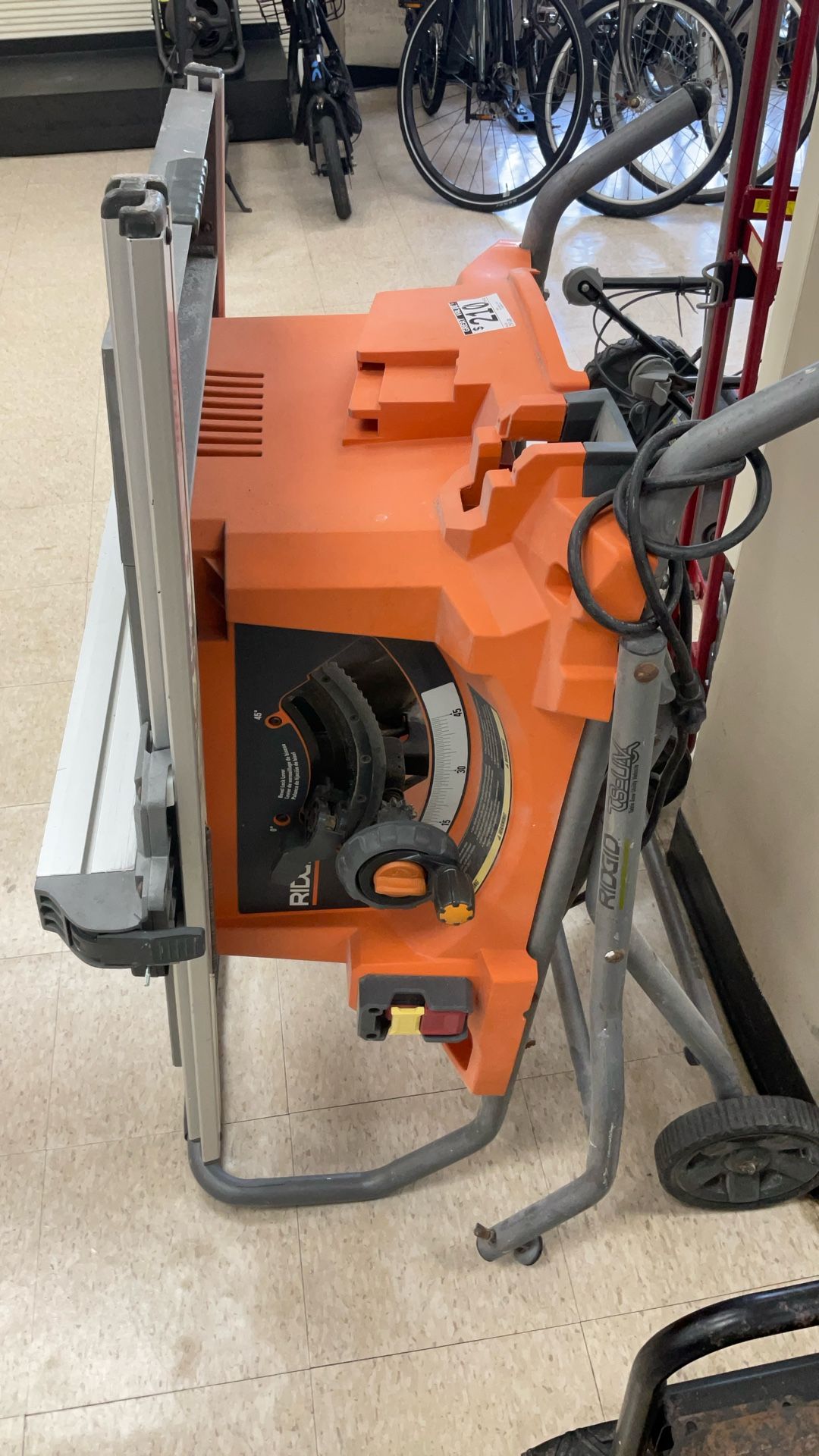 RIDGID Table Saw